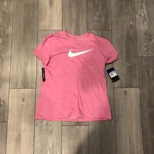 WOMENS - pink NIKE t shirt with white swish